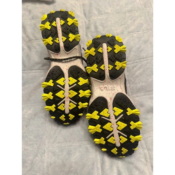 Fila Trailblazer Gradient Sneakers – Size US 7.5 / EU 38.5 - Picture 3 of 4